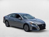 Used 2023 Nissan Altima 2.5 SV image 3