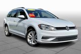 Used 2018 Volkswagen Golf S image 2