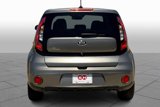 Used 2017 Kia Soul + image 4