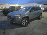 Used 2014 Jeep Cherokee Trailhawk image 2