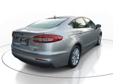 Used 2020 Ford Fusion SE image 3