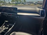 Used 2024 Kia Sorento S image 6
