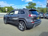 Used 2019 Jeep Cherokee Limited image 3