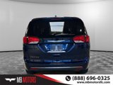 Used 2017 Chrysler Pacifica Touring-L image 4