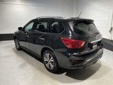 Used 2017 Nissan Pathfinder S image 4
