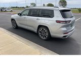Used 2022 Jeep Grand Cherokee L Overland w/ Luxury Tech Group IV image 5