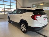 Used 2022 GMC Terrain SLE w/ Driver Convenience Package image 5