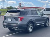 Used 2023 Ford Explorer Limited image 3