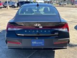 Used 2024 Hyundai Elantra Blue image 5