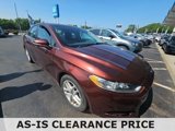 Used 2015 Ford Fusion SE image 2