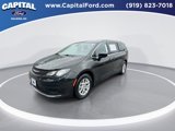 Used 2023 Chrysler Voyager LX image 4