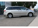 Used 2015 Toyota Sienna LE image 5
