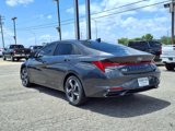 Used 2021 Hyundai Elantra Limited image 2