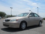 Used 2004 Toyota Camry LE image 3