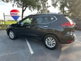 Used 2017 Nissan Rogue SV w/ SV Premium Package image 5