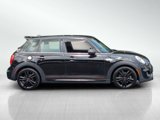 Used 2018 MINI Cooper S image 3