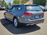 Used 2017 Volkswagen Golf Alltrack SE image 3
