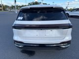 New 2025 Lincoln Nautilus Premier image 4