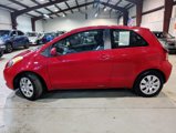 Used 2008 Toyota Yaris 2-Door Hatchback image 4