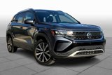 Used 2022 Volkswagen Taos SE image 2