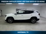 Used 2024 GMC Terrain SLT image 2