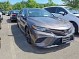 Used 2020 Toyota Camry SE w/ Convenience Package image 3