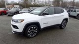 Used 2023 Jeep Compass Limited image 4