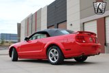 Used 2006 Ford Mustang GT image 4