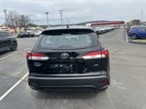 Used 2022 Toyota Corolla Cross L image 6