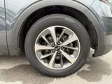 Used 2020 Kia Sorento LX image 2