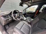 Used 2024 Porsche Macan image 4