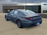 Used 2023 Hyundai Sonata SEL w/ Preferred Accessory Package image 3