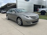 Used 2016 Lincoln MKZ image 3