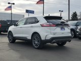 Certified 2020 Ford Edge Titanium image 3