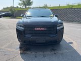 Used 2023 GMC Acadia SLE w/ Driver Convenience Package image 2