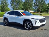 Used 2024 Chevrolet Trax RS w/ Driver Confidence Package image 2