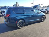 New 2025 Chrysler Pacifica Premium image 4