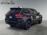 Used 2017 Jeep Grand Cherokee Altitude image 3