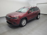 Used 2019 Jeep Cherokee Latitude w/ Cold Weather Group image 2