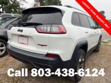 Used 2019 Jeep Cherokee Trailhawk image 2