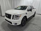 Used 2017 Nissan Titan SV image 4