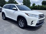 Used 2019 Toyota Highlander XLE image 4