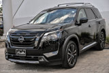 Used 2025 Nissan Pathfinder Platinum image 4