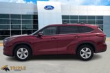 Used 2021 Toyota Highlander LE image 3