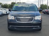 Used 2013 Chrysler Town & Country Touring image 2
