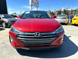 Used 2020 Hyundai Elantra SE image 2