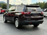 Used 2021 Chevrolet Traverse LT image 6