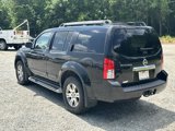 Used 2010 Nissan Pathfinder SE w/ SE Premium Journey Pkg image 5