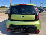 Used 2016 Kia Soul + image 5
