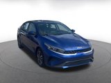 Used 2023 Kia Forte LXS image 3